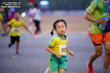 BINH DUONG NEW CITY HALF MARATHON 2024 - Ảnh #1725487