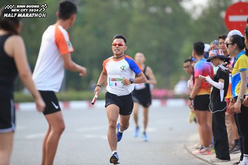 BINH DUONG NEW CITY HALF MARATHON 2024 - Ảnh #1736904