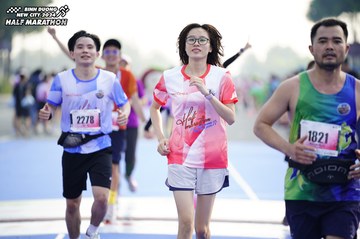 BINH DUONG NEW CITY HALF MARATHON 2024 - Ảnh #1758957