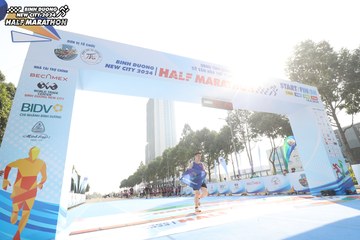 BINH DUONG NEW CITY HALF MARATHON 2024 - Ảnh #1819048