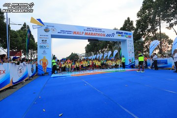 BINH DUONG NEW CITY HALF MARATHON 2024 - Ảnh #1729377