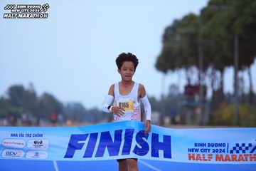BINH DUONG NEW CITY HALF MARATHON 2024 - Ảnh #1727462