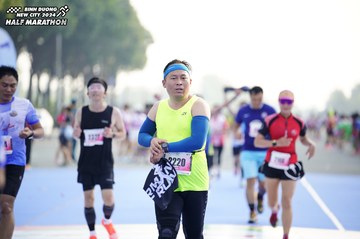 BINH DUONG NEW CITY HALF MARATHON 2024 - Ảnh #1759067