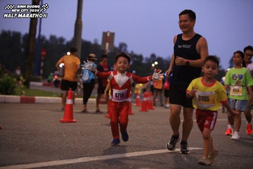 BINH DUONG NEW CITY HALF MARATHON 2024 - Ảnh #1728465