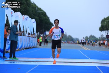 BINH DUONG NEW CITY HALF MARATHON 2024 - Ảnh #1737169