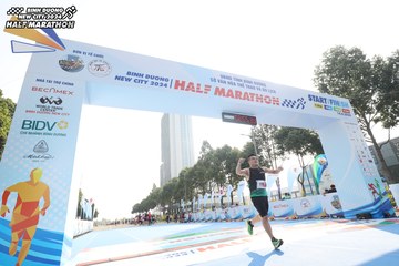 BINH DUONG NEW CITY HALF MARATHON 2024 - Ảnh #1818884