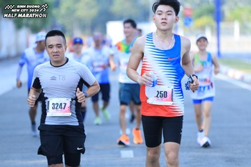 BINH DUONG NEW CITY HALF MARATHON 2024 - Ảnh #1770434