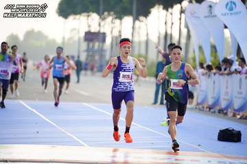 BINH DUONG NEW CITY HALF MARATHON 2024 - Ảnh #1761242