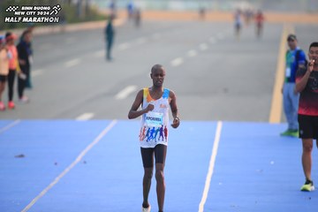 BINH DUONG NEW CITY HALF MARATHON 2024 - Ảnh #1738838