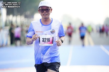 BINH DUONG NEW CITY HALF MARATHON 2024 - Ảnh #1760939