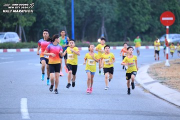 BINH DUONG NEW CITY HALF MARATHON 2024 - Ảnh #1726317