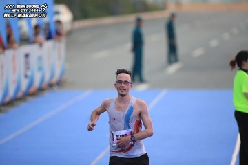 BINH DUONG NEW CITY HALF MARATHON 2024 - Ảnh #1738513