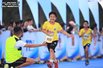 BINH DUONG NEW CITY HALF MARATHON 2024 - Ảnh #1728980