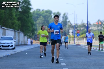 BINH DUONG NEW CITY HALF MARATHON 2024 - Ảnh #1765599