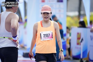 BINH DUONG NEW CITY HALF MARATHON 2024 - Ảnh #1760345
