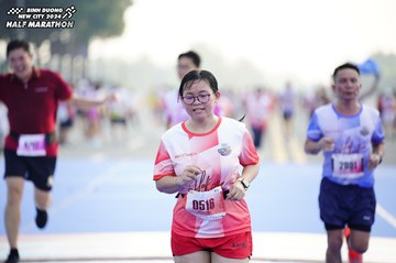 BINH DUONG NEW CITY HALF MARATHON 2024 - Ảnh #1763731