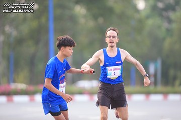 BINH DUONG NEW CITY HALF MARATHON 2024 - Ảnh #1736393