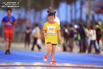 BINH DUONG NEW CITY HALF MARATHON 2024 - Ảnh #1728654