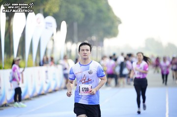 BINH DUONG NEW CITY HALF MARATHON 2024 - Ảnh #1760517