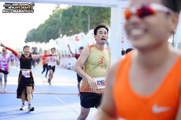 BINH DUONG NEW CITY HALF MARATHON 2024 - Ảnh #1768223