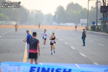 BINH DUONG NEW CITY HALF MARATHON 2024 - Ảnh #1738647