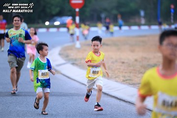 BINH DUONG NEW CITY HALF MARATHON 2024 - Ảnh #1726382