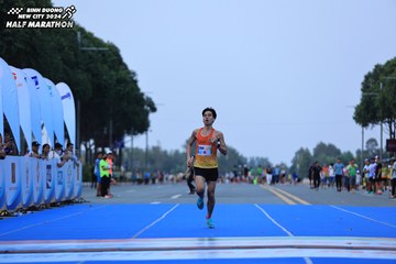 BINH DUONG NEW CITY HALF MARATHON 2024 - Ảnh #1737177