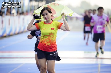 BINH DUONG NEW CITY HALF MARATHON 2024 - Ảnh #1762486