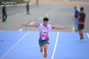 BINH DUONG NEW CITY HALF MARATHON 2024 - Ảnh #1738960