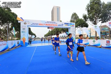 BINH DUONG NEW CITY HALF MARATHON 2024 - Ảnh #1736102