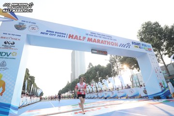 BINH DUONG NEW CITY HALF MARATHON 2024 - Ảnh #1820873