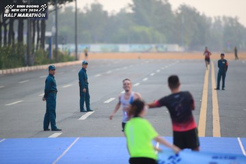 BINH DUONG NEW CITY HALF MARATHON 2024 - Ảnh #1738501