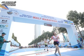 BINH DUONG NEW CITY HALF MARATHON 2024 - Ảnh #1821883
