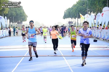 BINH DUONG NEW CITY HALF MARATHON 2024 - Ảnh #1758657
