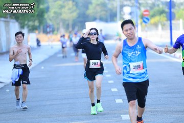 BINH DUONG NEW CITY HALF MARATHON 2024 - Ảnh #1770185