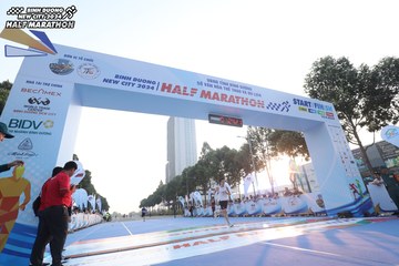 BINH DUONG NEW CITY HALF MARATHON 2024 - Ảnh #1819328