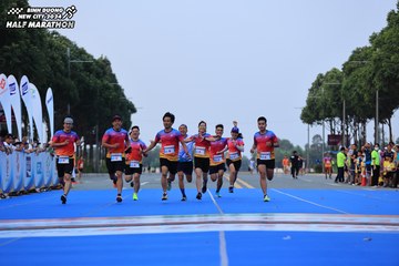 BINH DUONG NEW CITY HALF MARATHON 2024 - Ảnh #1737232