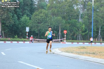 BINH DUONG NEW CITY HALF MARATHON 2024 - Ảnh #1735414