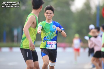 BINH DUONG NEW CITY HALF MARATHON 2024 - Ảnh #1736790