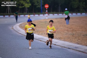 BINH DUONG NEW CITY HALF MARATHON 2024 - Ảnh #1726949