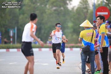 BINH DUONG NEW CITY HALF MARATHON 2024 - Ảnh #1736695