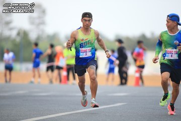 BINH DUONG NEW CITY HALF MARATHON 2024 - Ảnh #1737075