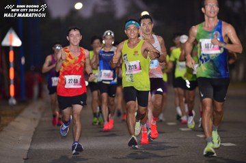BINH DUONG NEW CITY HALF MARATHON 2024 - Ảnh #1755829