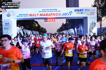BINH DUONG NEW CITY HALF MARATHON 2024 - Ảnh #1737384
