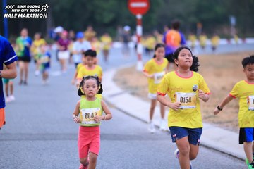 BINH DUONG NEW CITY HALF MARATHON 2024 - Ảnh #1726693