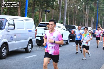 BINH DUONG NEW CITY HALF MARATHON 2024 - Ảnh #1750227