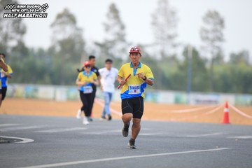 BINH DUONG NEW CITY HALF MARATHON 2024 - Ảnh #1736182