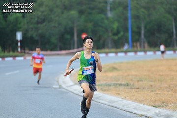 BINH DUONG NEW CITY HALF MARATHON 2024 - Ảnh #1735037
