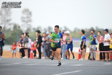 BINH DUONG NEW CITY HALF MARATHON 2024 - Ảnh #1737047