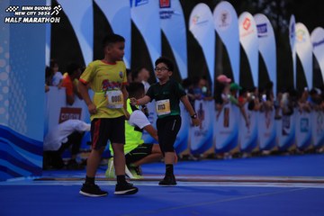 BINH DUONG NEW CITY HALF MARATHON 2024 - Ảnh #1729154